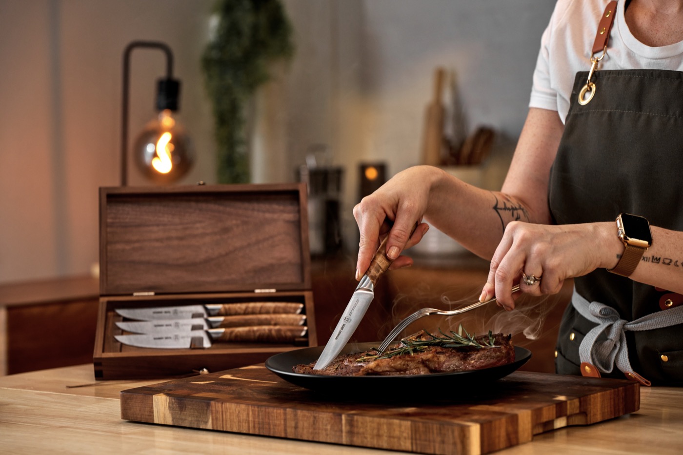 Schmidt Brothers Cutlery in action